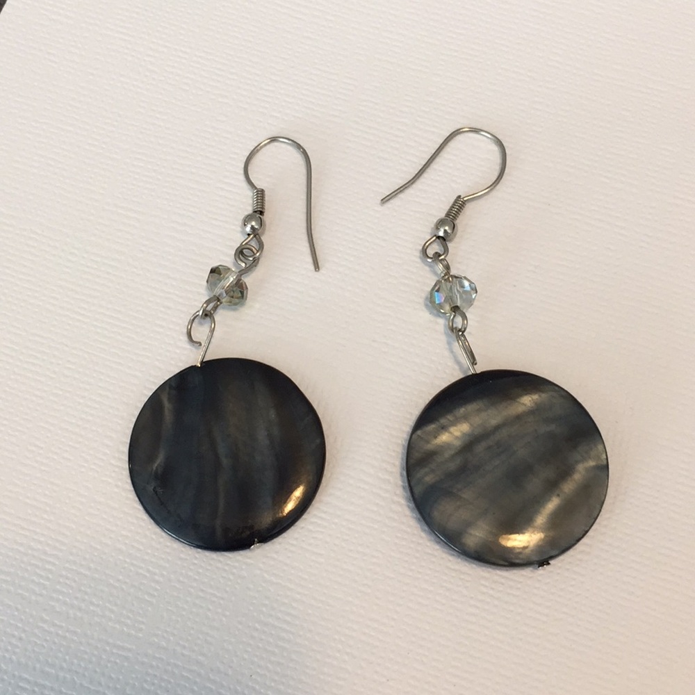 🦋 “Vintage” (age unknown) Dangle Earrings